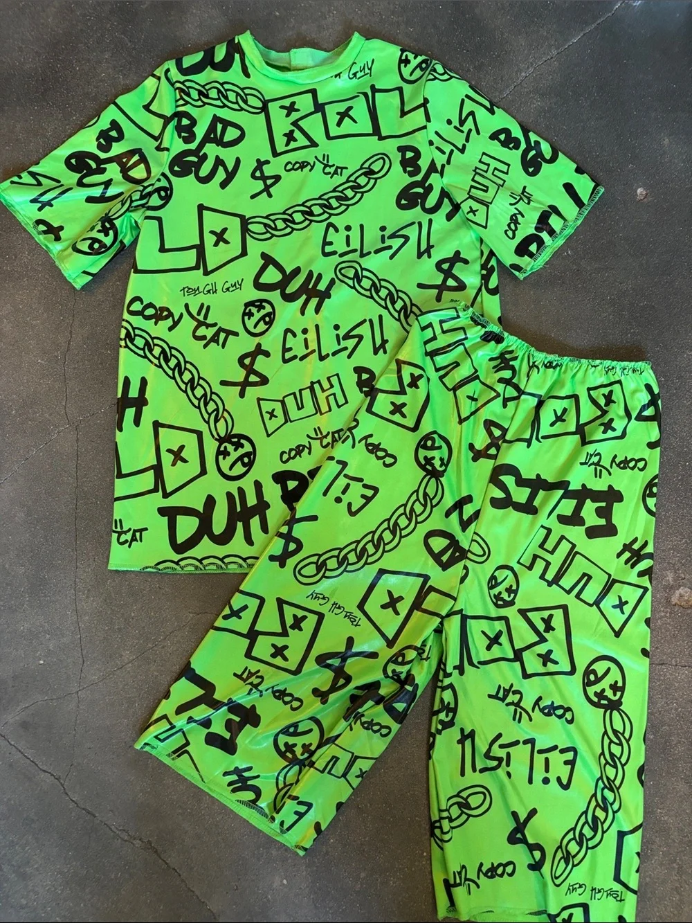 Billie Eilish Costume